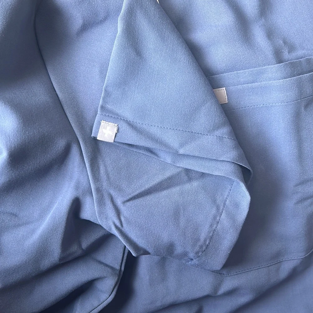 Technical Collection Mens scrub top double chest pocket and slim jogger pant. - Picture 3 of 5